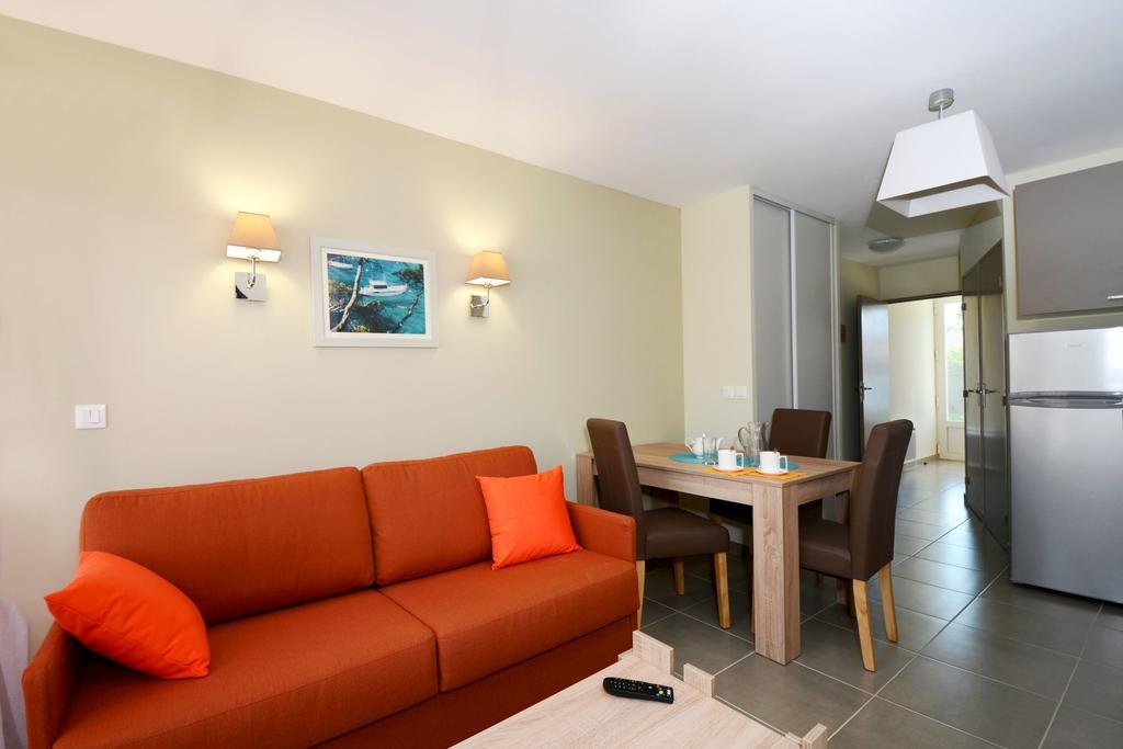 Odalys Cote Canal Aparthotel Sallèles-dʼAude