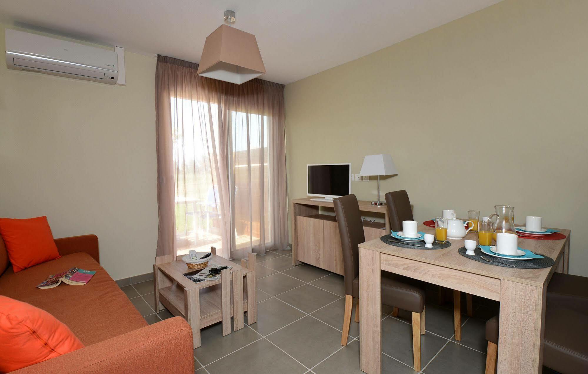Aparthotel Odalys Cote Canal Sallèles-dʼAude